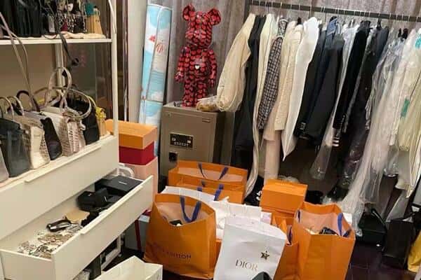 保定涞源县回收一线品牌衣服
